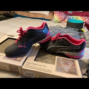 Women’s pumas